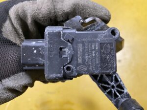 CZUJNIK POZIOMOWANIA ŚWIATEŁ PRZÓD NISSAN X-TRAIL T32