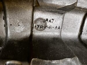 WYGŁUSZENIE OSŁONA GĄBKA PIANKA TYŁ PRAWY RANGE ROVER VELAR L560