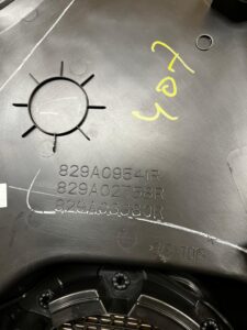 BOCZEK TAPICERKA DRZWI PRAWY TYŁ DACIA SANDERO III