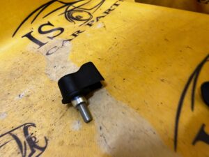 MASKOWNICA PASA BEZPIECZEŃSTWA DOLNA BMW E92