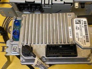 FORD KUGA MK3 NOWE RADIO NAWIGACJA MONITOR SYNC 3