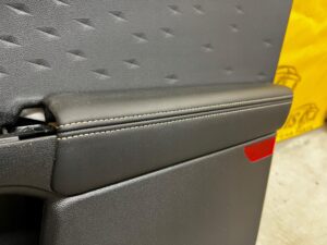 TAPICERKA BOCZEK DRZWI PRZÓD PRAWY FORD KUGA MK3 VIGNALE BANG OLUFSEN