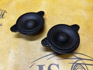 GŁOŚNIK DESKI KONSOLI MERCEDES CLS W218 E W207