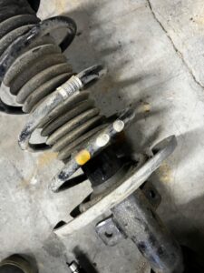 ZWROTNICA AMORTYZATOR PRZÓD PRAWY CITROEN C4 GRAND PICASSO II 1.6 BLUE HDI