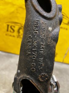 NOWA ZWROTNICA PIASTA PRZÓD PRAWY FORD BRONCO 2.7 V6 ECOBOOST 21-