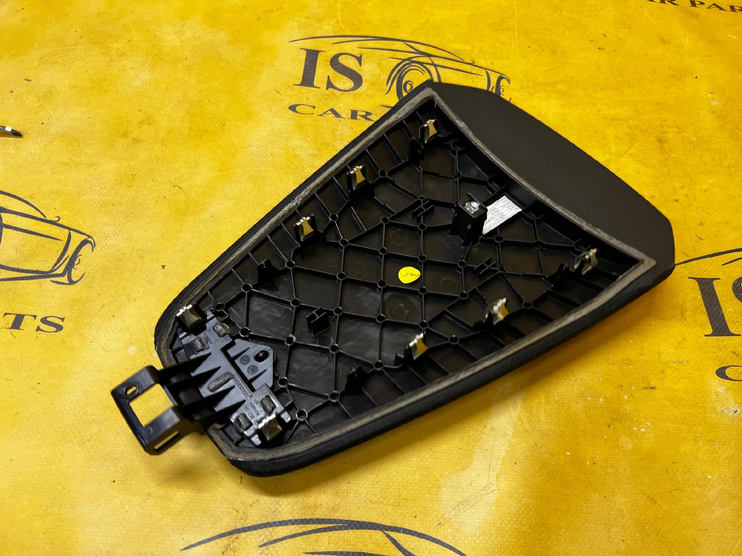 DASZEK OSŁONA LICZNIKA ZEGARÓW DESKI KONSOLI AUDI TT 8S