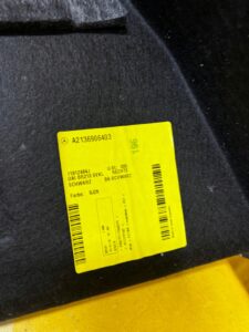 BOCZEK BAGAŻNIKA PRAWY MERCEDES E-KLASA W213