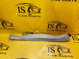 OSŁONA SŁUPKA POSZYCIE PRAWY TYŁ JAGUAR XJ X351