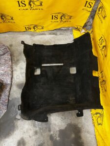 MATA DYWAN WYKŁADZINA PODŁOGI TYŁ LEWY MERCEDES CLS W218 SHOOTING BRAKE