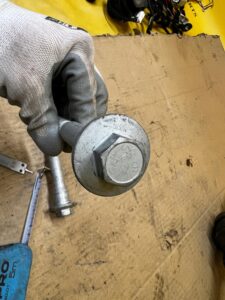 2 X ŚRUBA M16X210 FORD BRONCO 21-