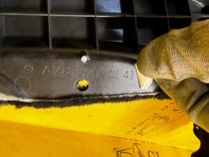 TAPICERKA BOCZEK BAGAŻNIKA TYŁ LEWY LEWA MERCEDES CLS W218 SHOOTING BRAKE