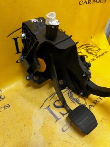 PEDAŁ PEDAŁY HAMULEC GAZ RENAULT MASTER III