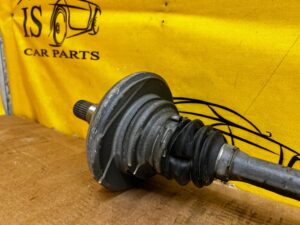 PÓŁOŚ TYŁ TYLNA LEWY LEWA MERCEDES C W205