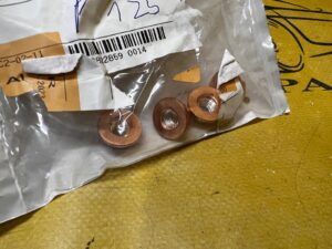 4 X NAKRĘTKA UKŁADU WYDECHOWEGO M8 BMW M60 M62 M70 M73 N54 NOWA OEM