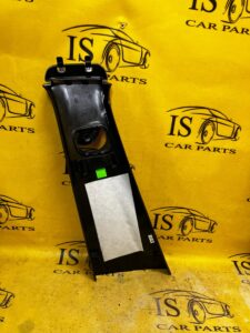 OSŁONA SŁUPKA B PRAWA MERCEDES A KLASA W177 AMG