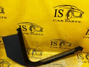 PLASTIK OSŁONA PROGU SŁUPKA A PRZEDNIA PRAWA PORSCHE CAYENNE II 7P5 GTS