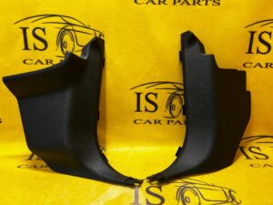 POSZYCIE SŁUPKA PRAWE JEEP GRAND CHEROKEE WK2