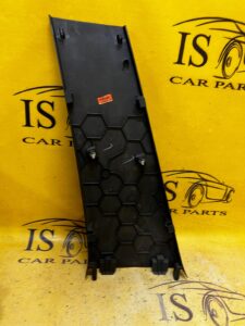 BOCZEK OSŁONA SŁUPKA ŚRODKOWEGO PRAWA PRAWY RENAULT CLIO IV 4 HB HATCHBACK