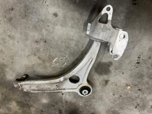 WAHACZ PRZÓD PRZEDNI LEWY LAND ROVER DISCOVERY SPORT V L550 LIFT