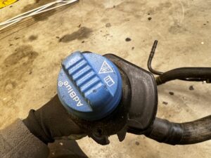 KOMPLETNY WLEW RURA KOREK ADBLUE DACIA LODGY LIFT 2022R 1.5 BLUE DCI