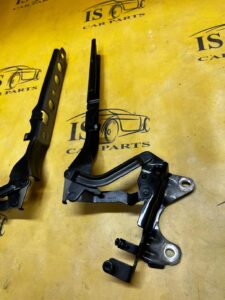 KOMPLET ZAWIASY MASKI POKRYWY SILNIKA PORSCHE MACAN 95B L041