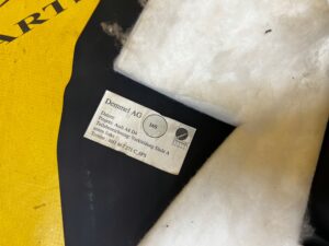 PLASTIK OSŁONA PROGU SŁUPKA A PRZÓD LEWA LEWY AUDI A8 D4 4H