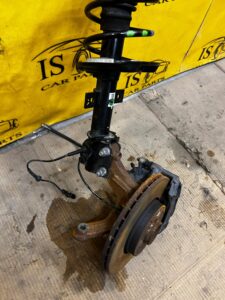 MCPHERSON PRAWY PRZÓD NOGA AMORTYZATOR ZWROTNICA DACIA SANDERO III 3 1.0TCE