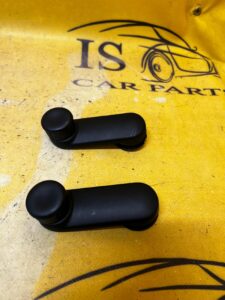 KORBKA OTWIERANIA SZYBY TYLNA DACIA SANDERO III 2023R