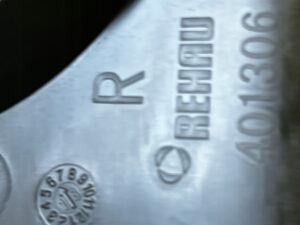 KRATKA ZDERZAKA PRZÓD PRAWA BMW 5 F10 LIFT NOWA OEM