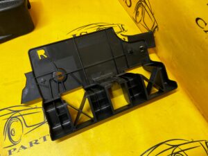 MOCOWANIE OSŁONY WYKŁADZINY BAGAŻNIKA PRAWE TESLA MODEL 3 PRZEDLIFT