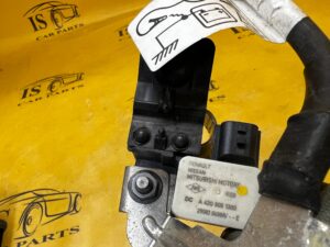 KLEMA MINUS MINUSOWA BEZPIECZNIK DACIA SANDERO III