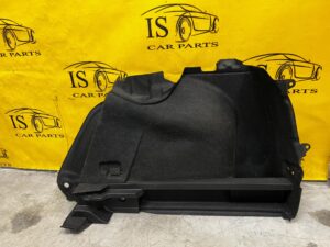 BOCZEK BAGAŻNIKA TAPICERK PRAWY TYŁ VW GOLF 8 VIII