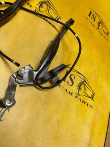 KOMPLET ZAWIASY MASKI POKRYWY SILNIKA PEUGEOT 2008 II EVL