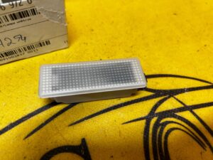 LAMPKA WNĘTRZA BMW E60 E90 F10 63316972605