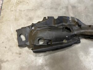 IZOLACJA DŹWIĘKOWA WYGŁUSZENIE WNĘKI KOŁA TYLNEGO PRAWA BMW 5 G30 M5 F90