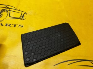 GUMA OSŁONA DYWANIK SCHOWKA PÓŁKI VOLKSWAGEN GOLF VIII