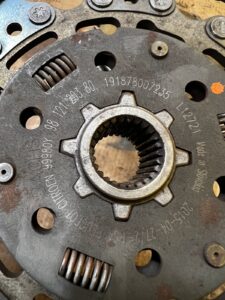 ZESTAW SPRZĘGŁO DOCISK CITROEN PEUGEOT 1.2 THP