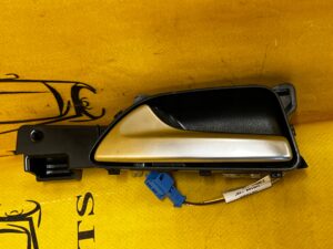 KLAMKA WEWNĘTRZNA DRZWI LED PRZÓD TYŁ LEWY LEWA MERCEDES GL X166