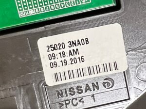 WSKAŹNIK PANEL ŁADOWANIA BATERII NISSAN LEAF I ZE0