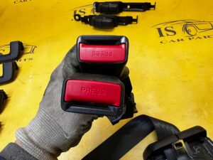 ZAPINKA ZAMEK KLAMRA PASA BEZPIECZEŃSTWA TYŁ FORD RANGER MK5 V