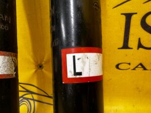 KOMPLET AMORTYZATORY TYLNE TYŁ NISSAN X-TRAIL T32