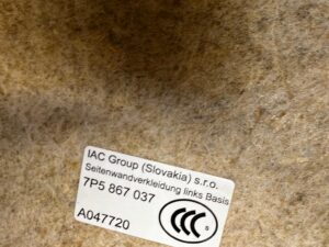 BOCZEK BAGAŻNIKA LEWY PORSCHE CAYENNE II 7P5