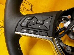 NOWA KIEROWNICA SKÓRA MULTIFUNKCJA NISSAN X-TRAIL T32 POLIFT LIFT