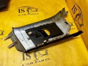 POSZYCIE OSŁONA OBUDOWA SŁUPKA ŚRODKOWEGO B PRAWY VOLVO XC90 II