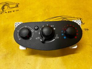 PANEL NAWIEWU KLIMATYZACJI DACIA DOKKER LODGY