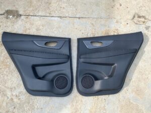 TAPICERKA DRZWI LEWY TYŁ NISSAN X-TRAIL T32