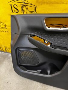 BOCZEK TAPICERKA DRZWI PRAWY PRZÓD FORD ESCAPE MK4