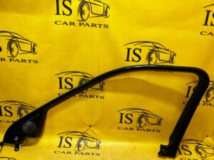 LISTWA RAMKA SZYBY DRZWI PRZÓD PRAWA PRAWY RANGE ROVER EVOQUE II L551