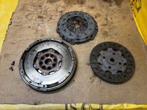 KPL SPRZĘGŁO DOCISK TARCZA DWUMASA PEUGEOT 508 I 2.0 HDI RXH 4HYBRID 2012R