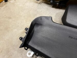 KOMPLET DESKA ROZDZIELCZA KOKPIT KONSOLA 2X PODUSZKI TOYOTA HILUX VIII 8